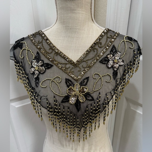 Accessories - Vintage Beaded Mesh Capelet / Shawl Collar